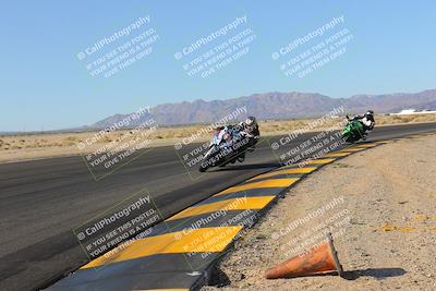 media/Dec-18-2022-SoCal Trackdays (Sun) [[8099a50955]]/Turn 4 Inside (10am)/